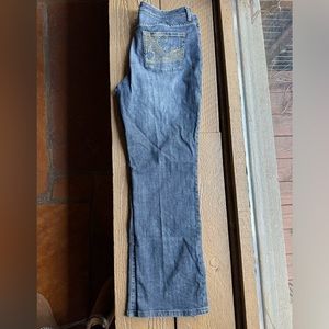 Chicos platinum radiant MR jean size 2.5